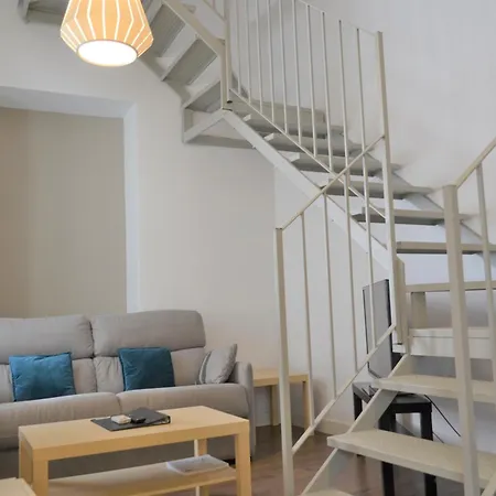 Sunshine Barroso Centro Apartment