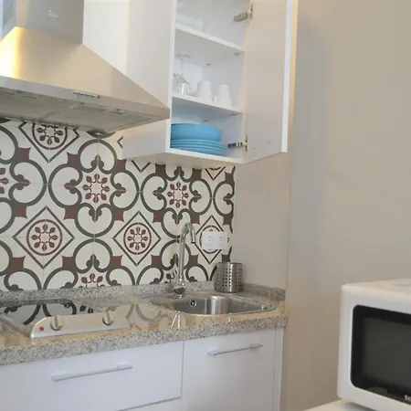 Sunshine Barroso Centro Apartment *